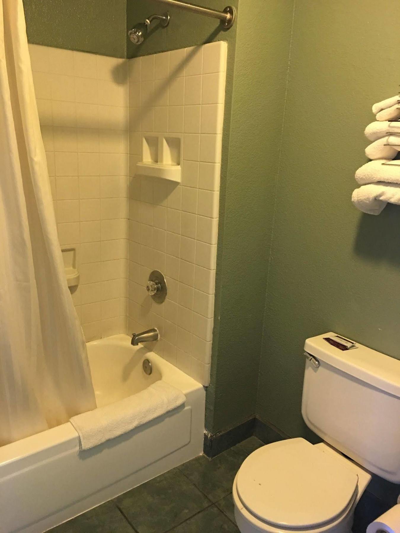 Applegate Inn Atwater Экстерьер фото